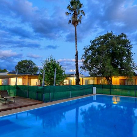 Cootamundra Gardens Motel Exterior foto
