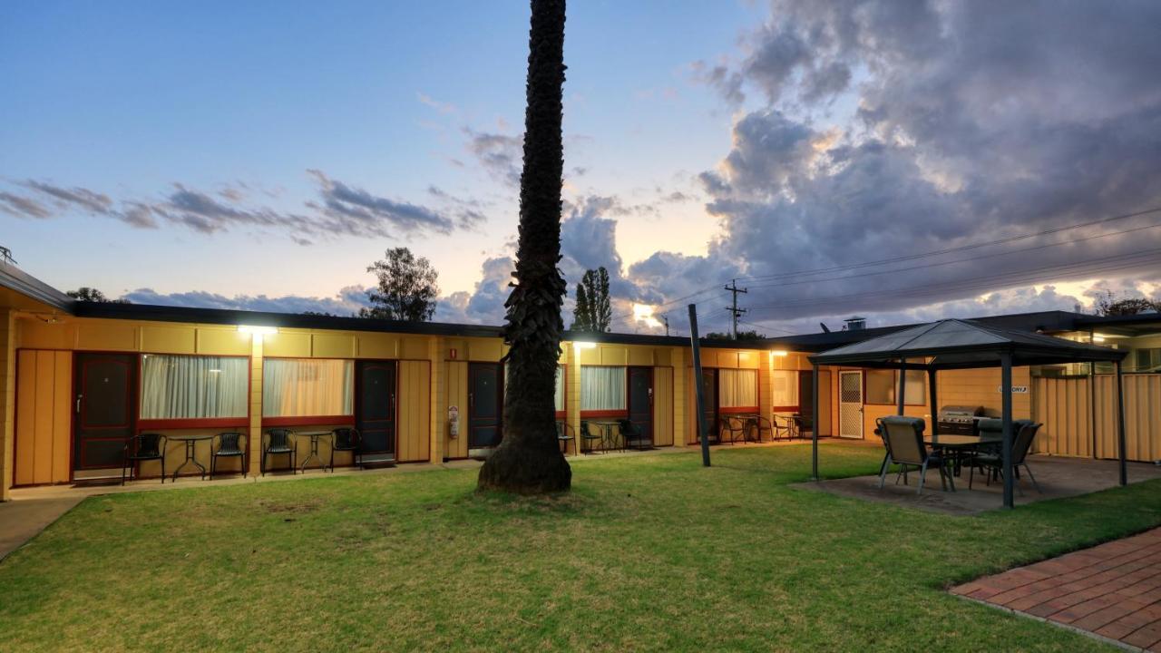 Cootamundra Gardens Motel Exterior foto