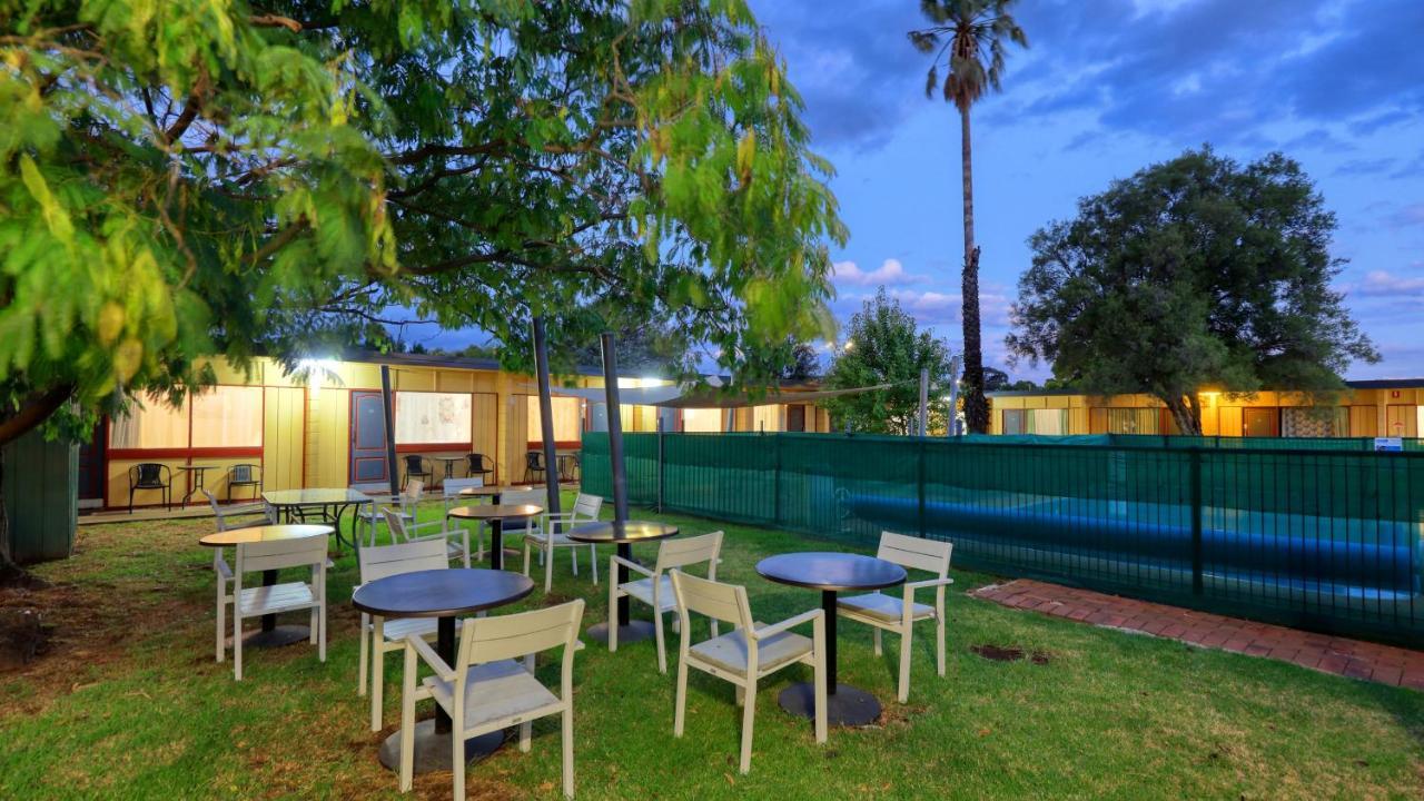 Cootamundra Gardens Motel Exterior foto